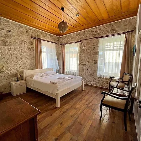 Merlara Alaçatı
