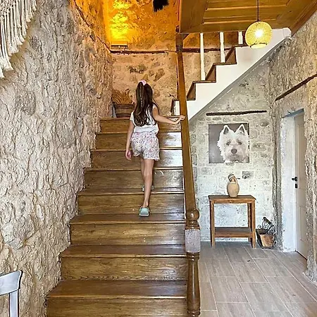 Merlara Alaçatı